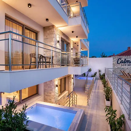 Calma Living Hotel *