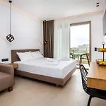 Calma Living Otel *
