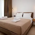Calma Living Otel