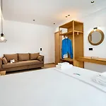 Calma Living Otel *