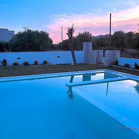 فندق Calma Living بوتوس
