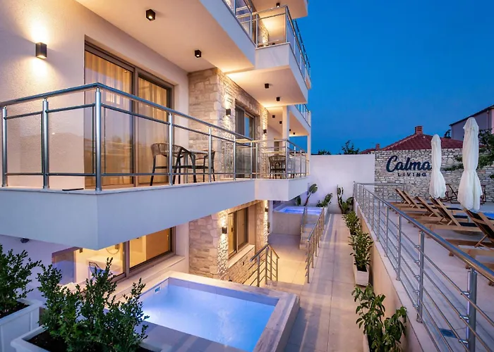 Calma Living Hotel *